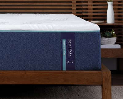 Product page for Doctor's Choice® Hybrid Medium Mattress