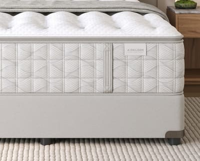 Product page for Aireloom® Preferred Solano Luxetop™ Firm Mattress