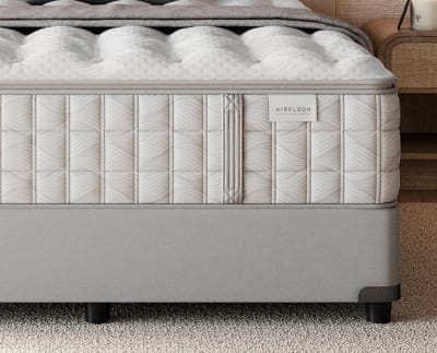 Product page for Aireloom® Preferred Solano Luxetop™ Plush Mattress