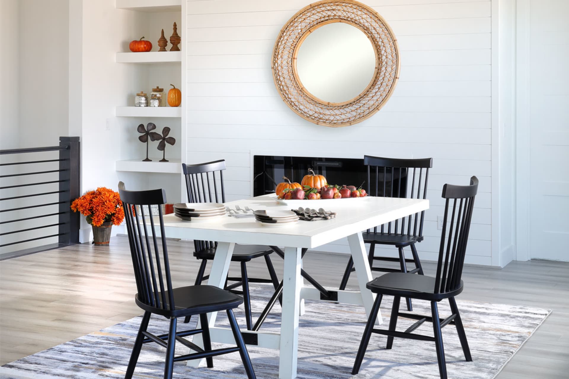 Blog page for How to Decorate Your Dining Room for Fall