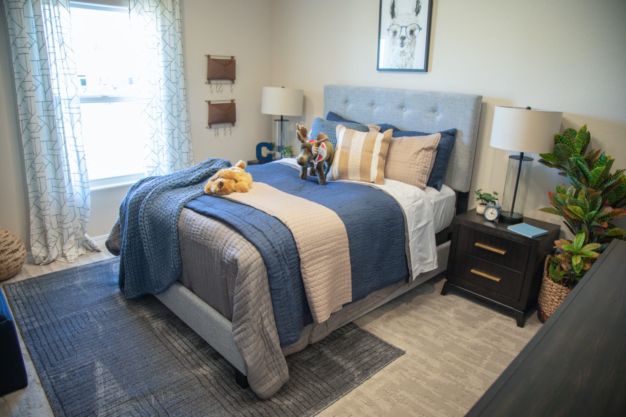 Hermosa Bed