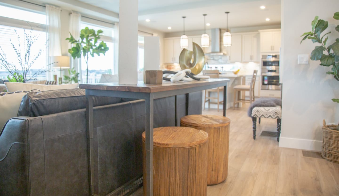 Wade Sofa Bar Table
