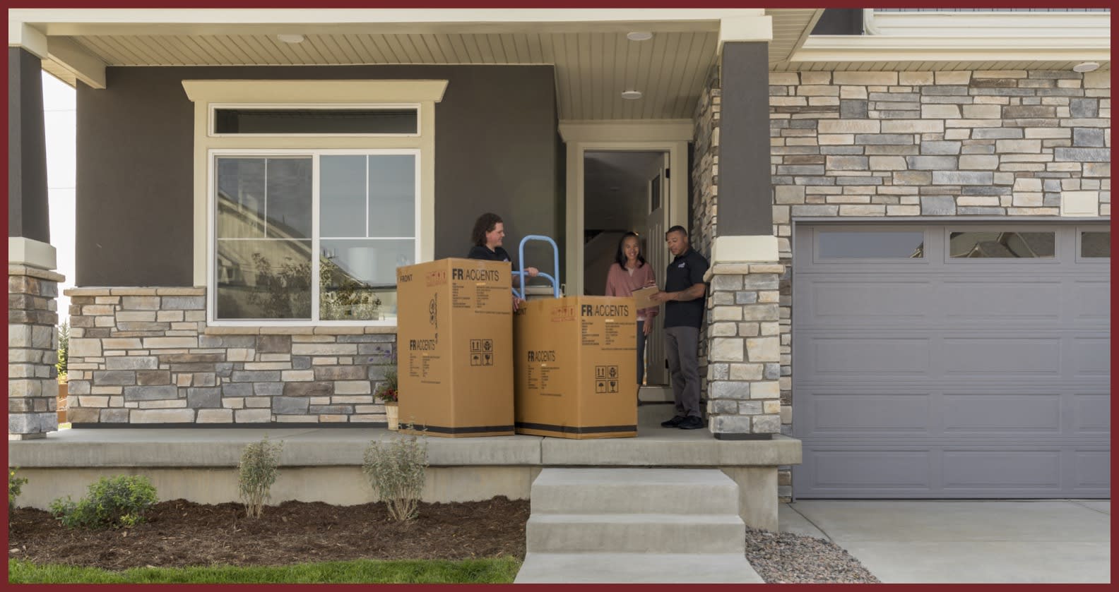 2 men delivering furniture