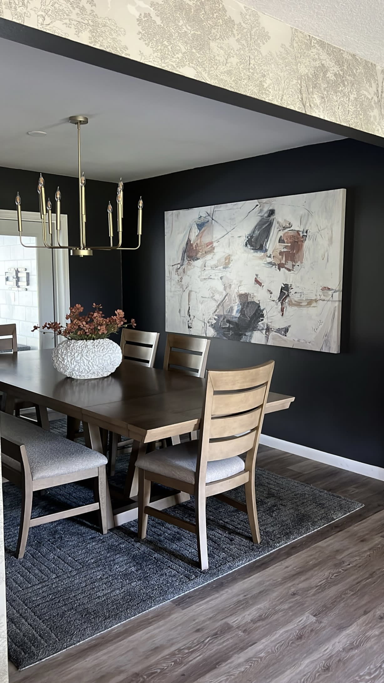 Traverse City Dining Set in Kelli Bateman's Home