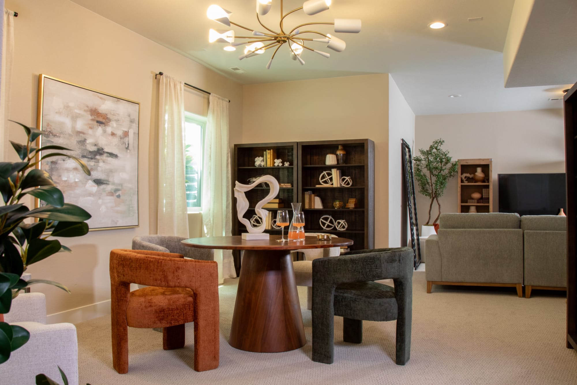 Nash Dining Set