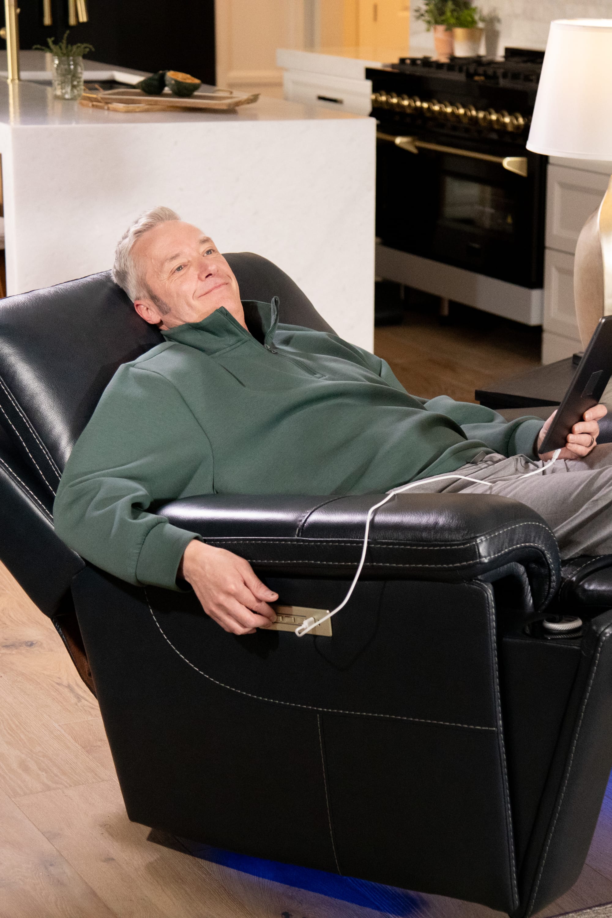 Harmonic Home Theater Power Recliner
