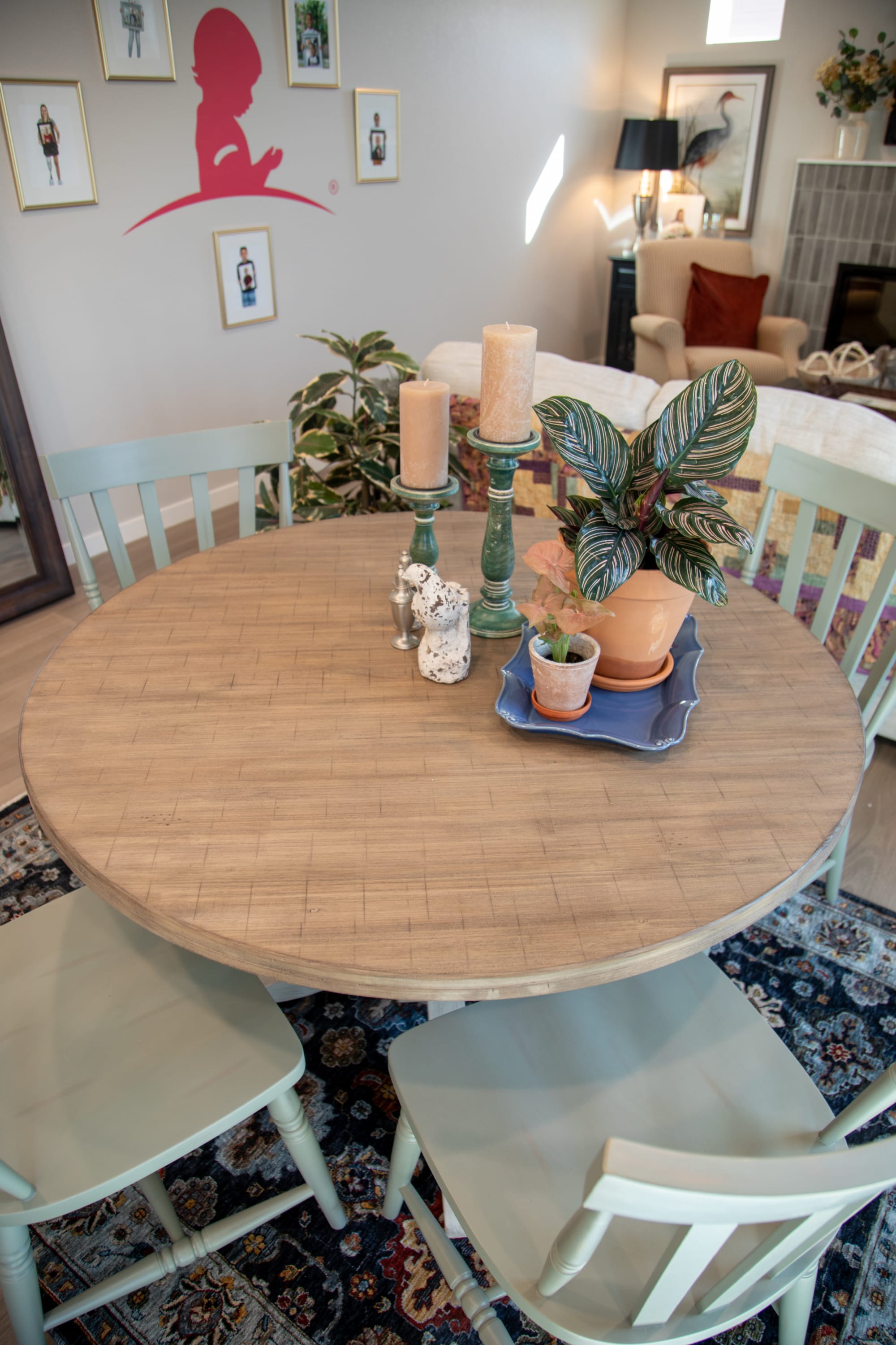 A close view of the Willow Way Table table top