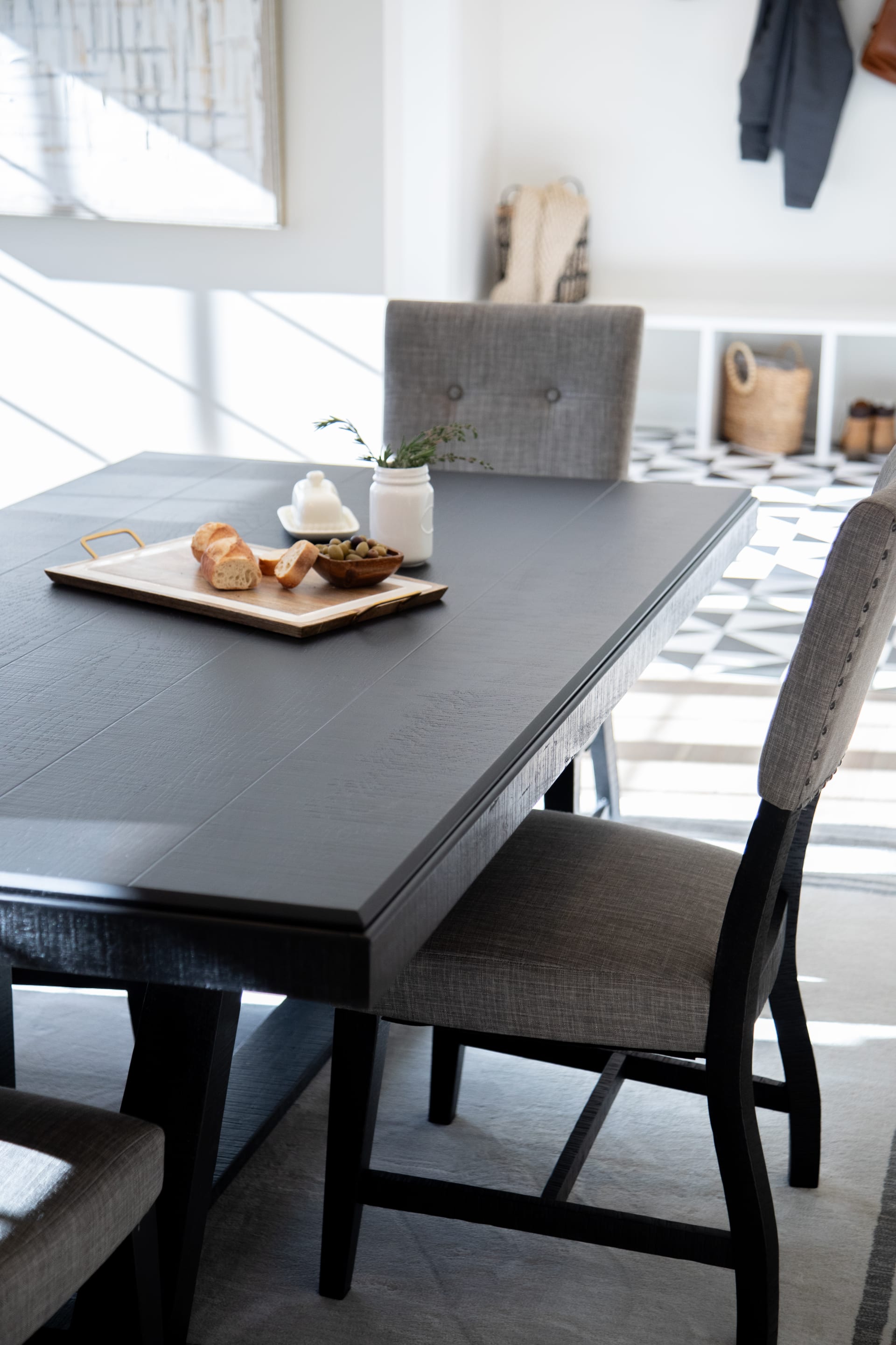 Castle Rock 5 Pc. Dining Group