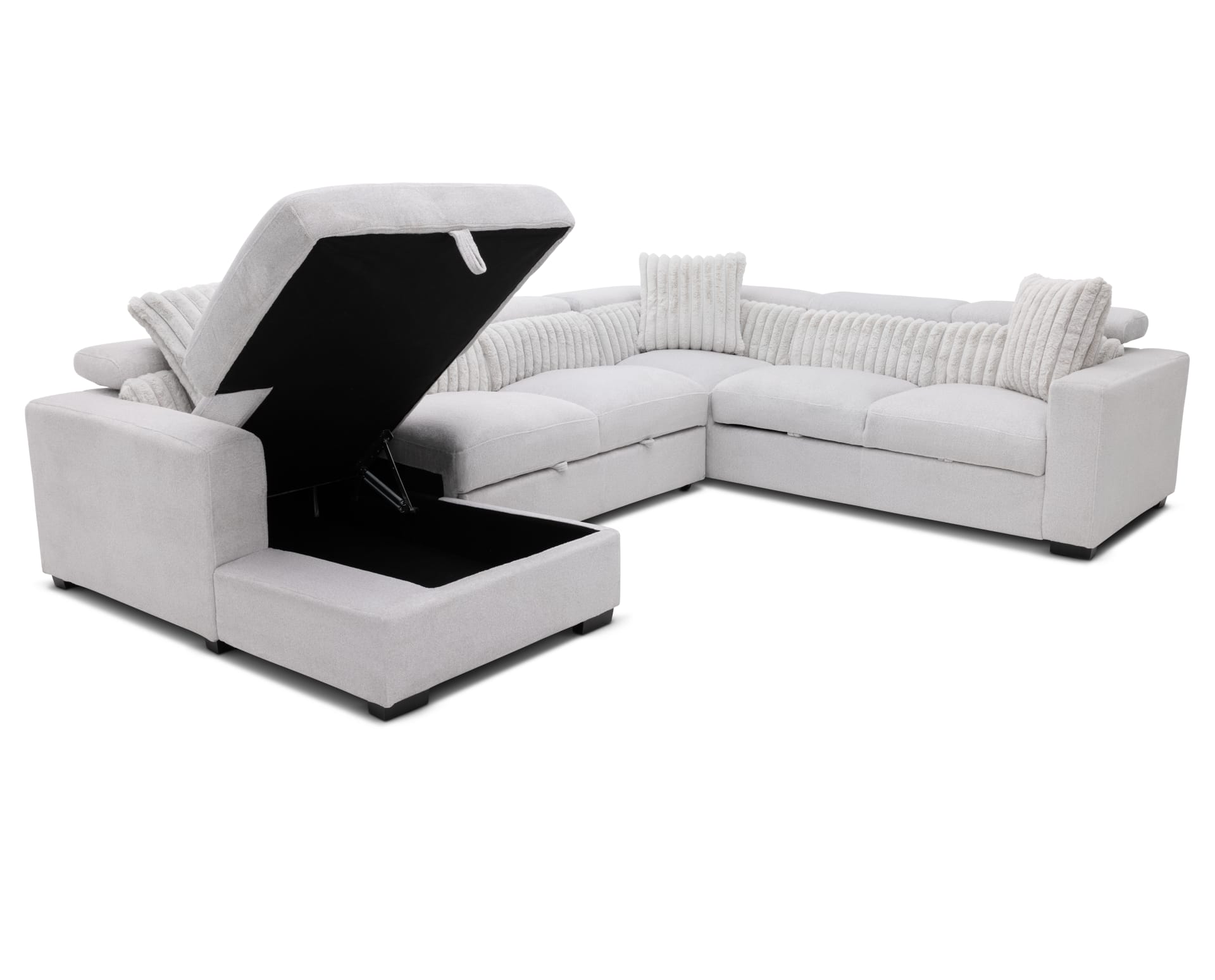 Roxy 3 Pc. LAF Chaise Sectional in Gray on white background