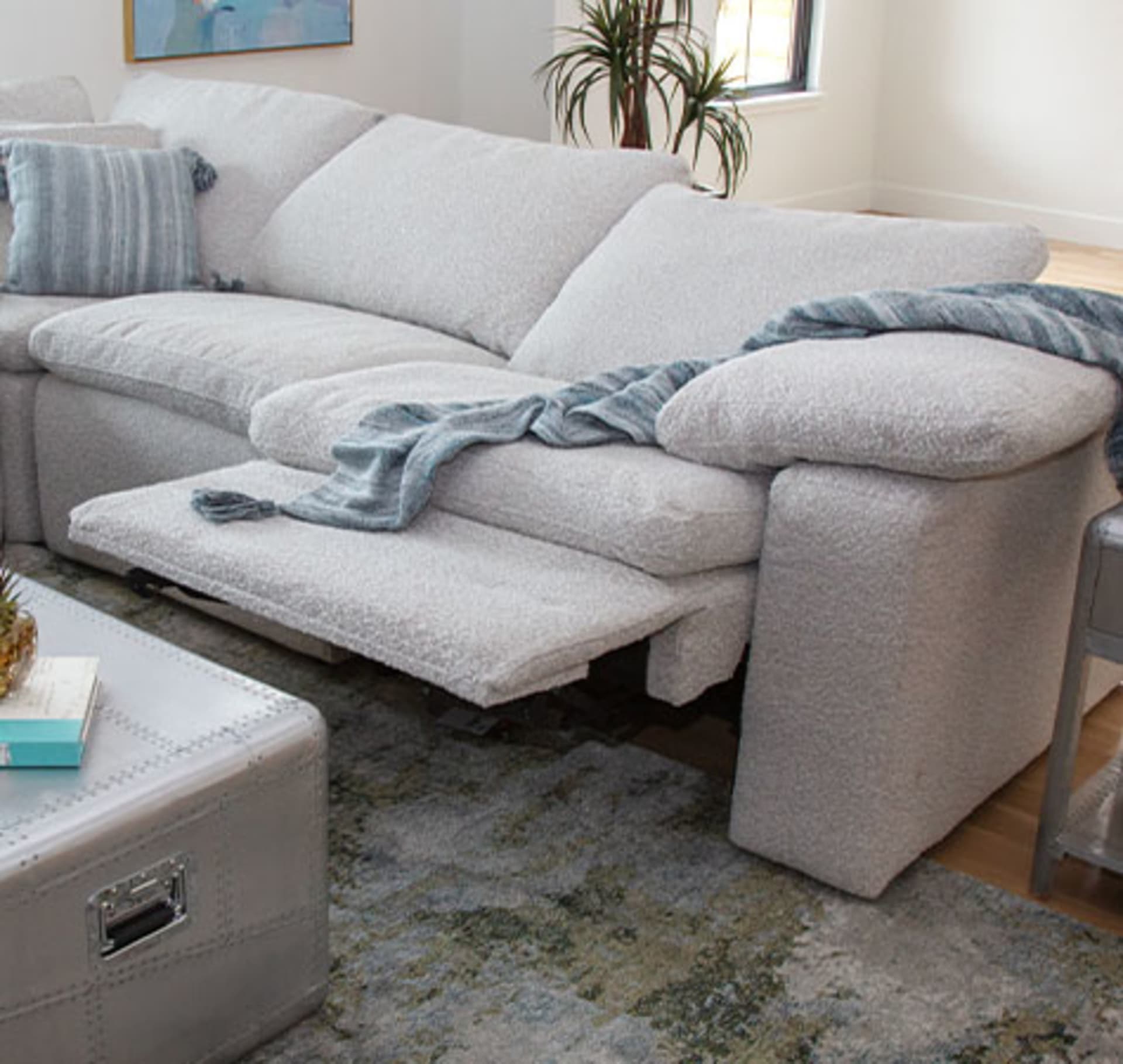 Bentley 5 pc. Sectional