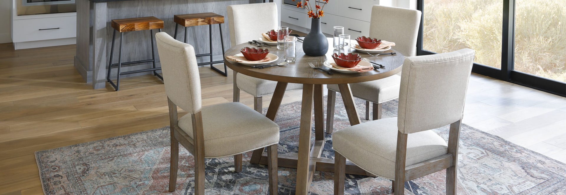 Acorn Hill Dining Set