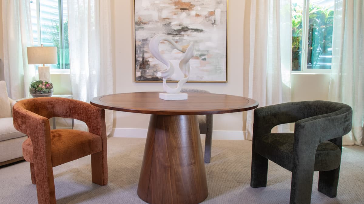 Nash Dining Set
